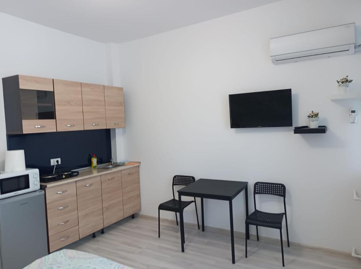 Central Comforts Apartments Bukarest Exterior foto